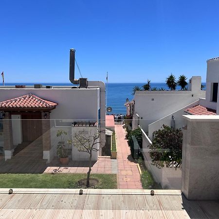 Pirata Bungalow Sea Front Estepona Eksteriør bilde
